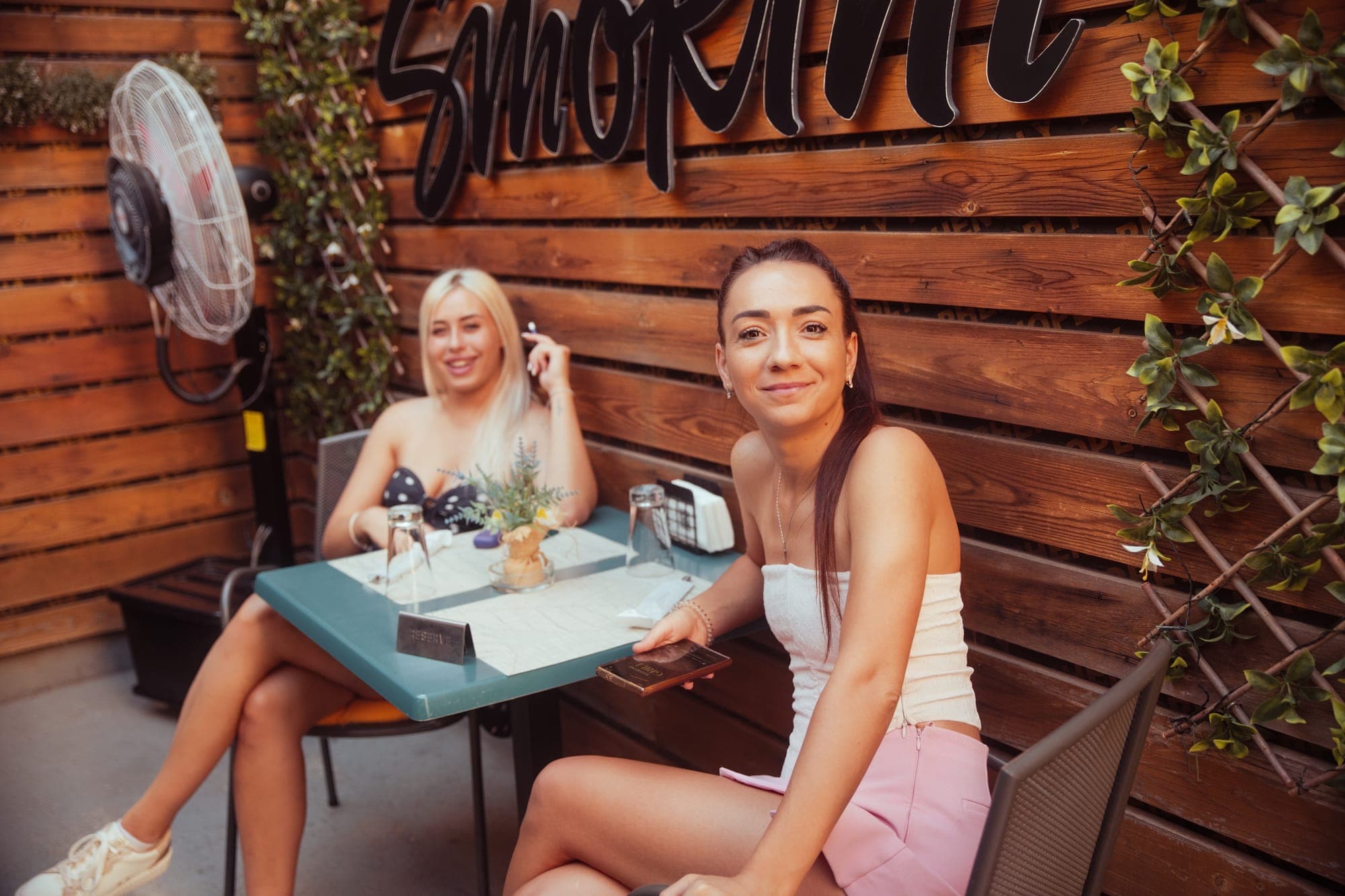 Smokini — frame 9